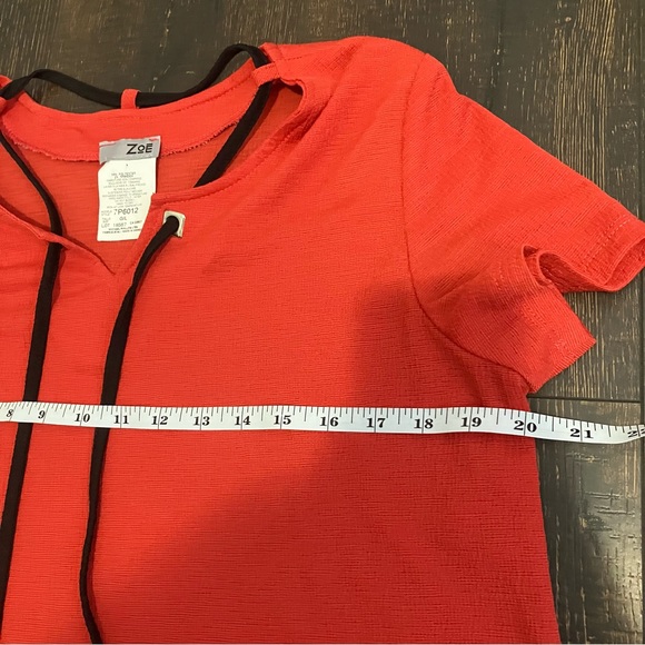 Zoe by Michael Phillips | Red short sleeves top - Picture 5 of 6